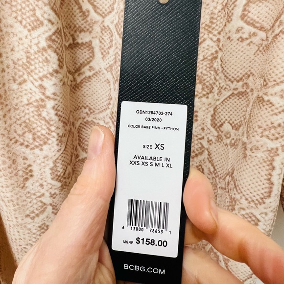 NWT BCBG MAXAZRIA Python Off-The-Shoulder Blouse Bare Pink 3/4 Sleeves Size XS - Picture 6 of 9